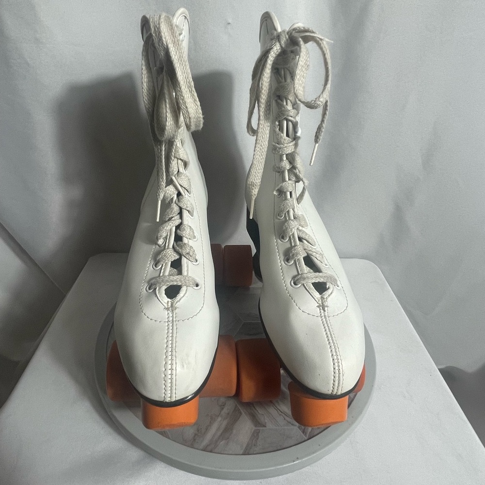 Vintage Roller Derby White High Top Skates Size 10 w/ Orange Wheels